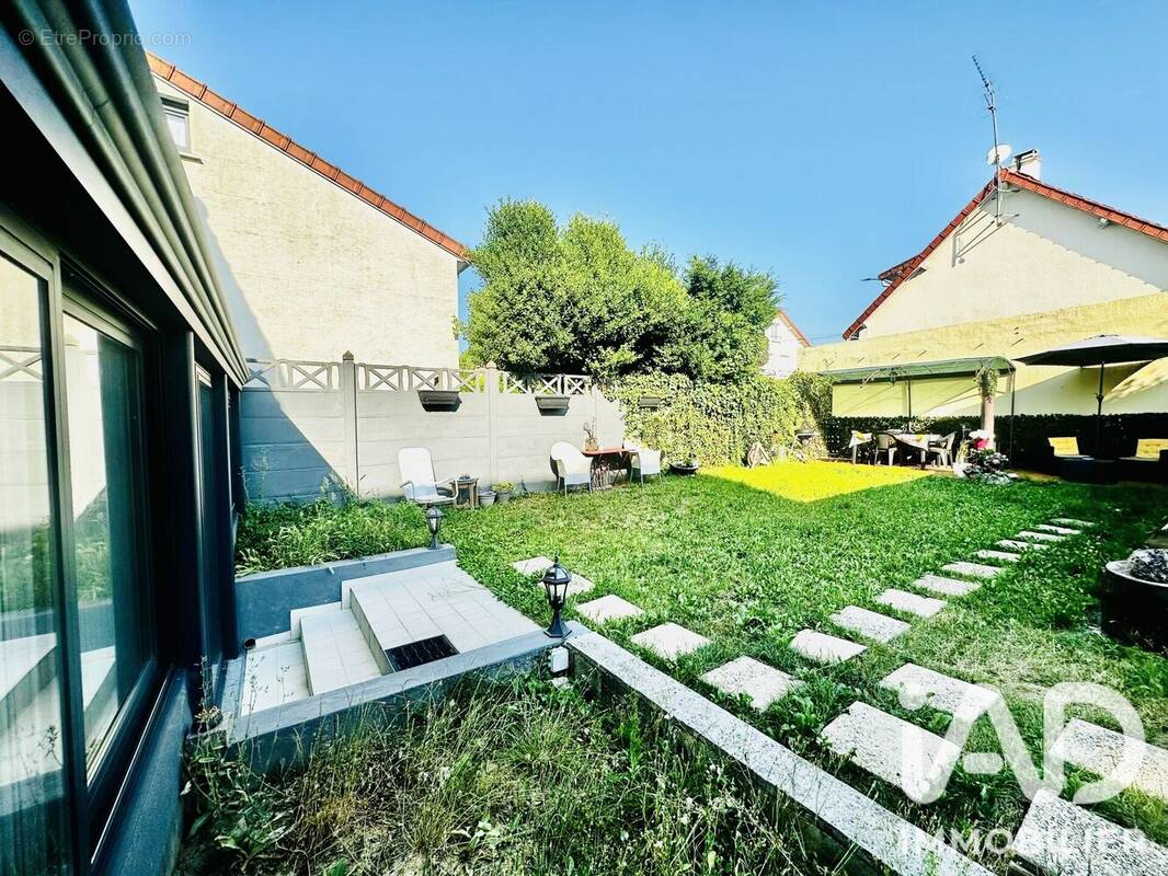 Photo 1 - Maison à CHOISY-LE-ROI