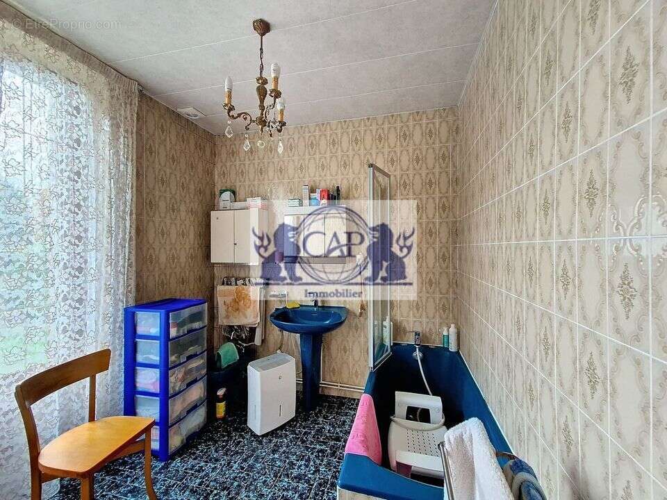 Maison à VILLENEUVE-LA-GUYARD