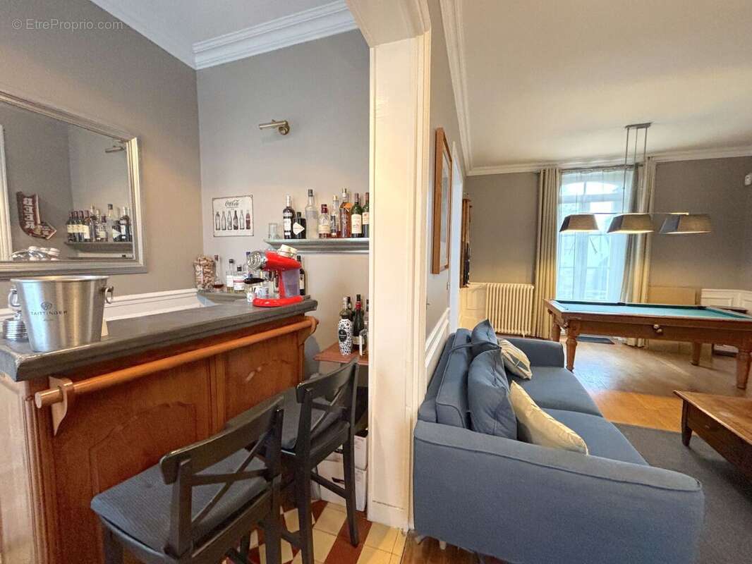 Maison à CORBEIL-ESSONNES