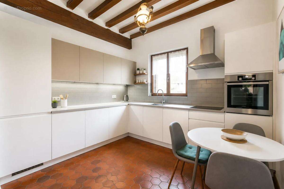 Maison de 5 pièces de 122 m² à La Rue-Saint-Pierre - photo 9