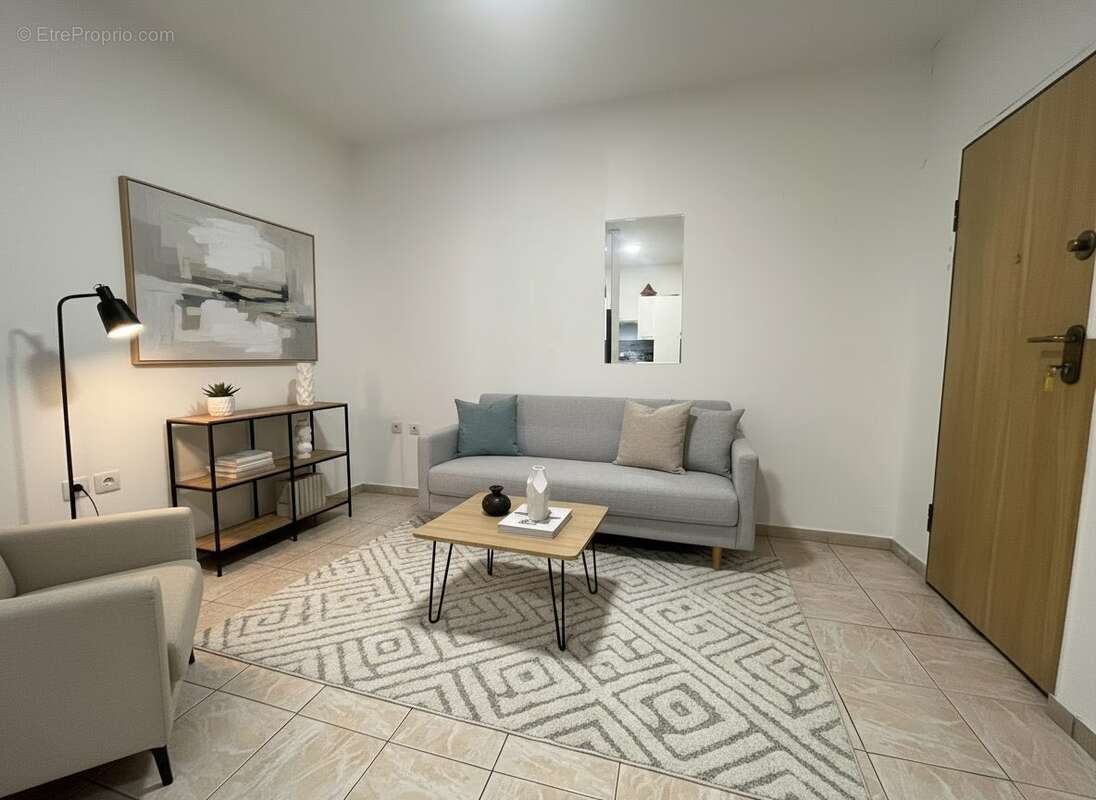 Appartement à MARSEILLE-3E