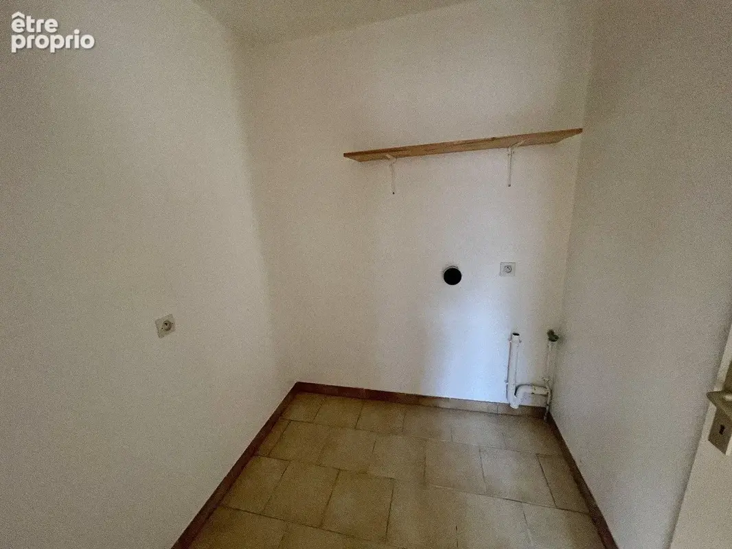 Ensemble de 2 maisons, 135 m² et 65 m², 3 km d'AULNAY et tous commerces, cadre très joli - photo 4
