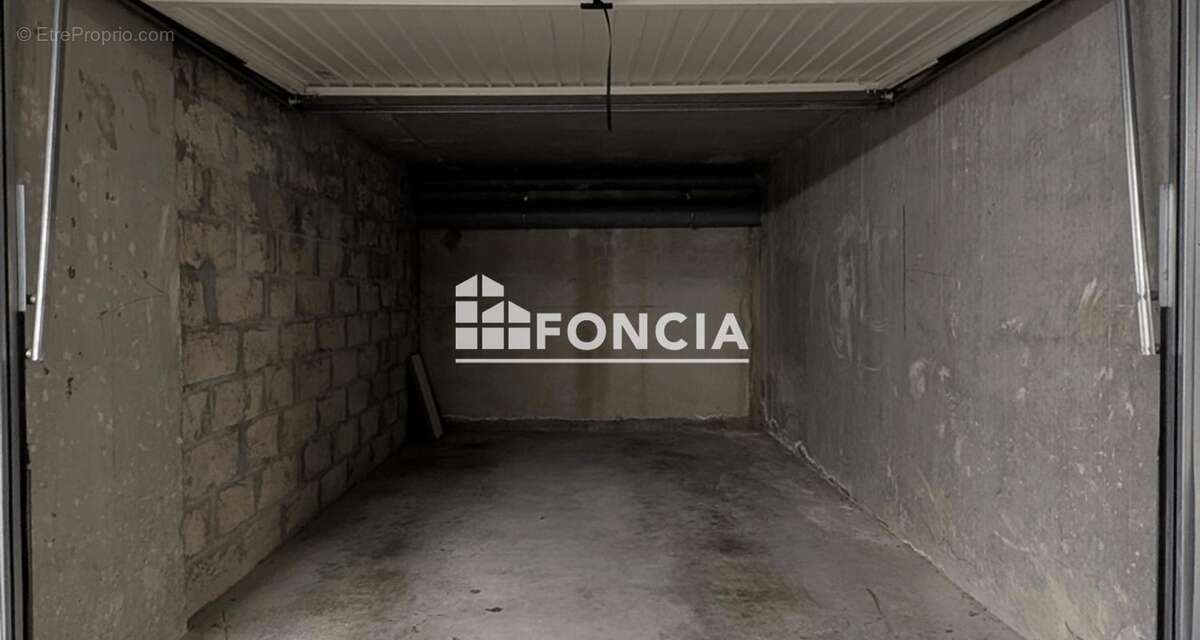 Appartement à CHILLY-MAZARIN