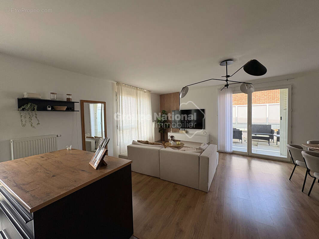 Appartement à GRISY-LES-PLATRES