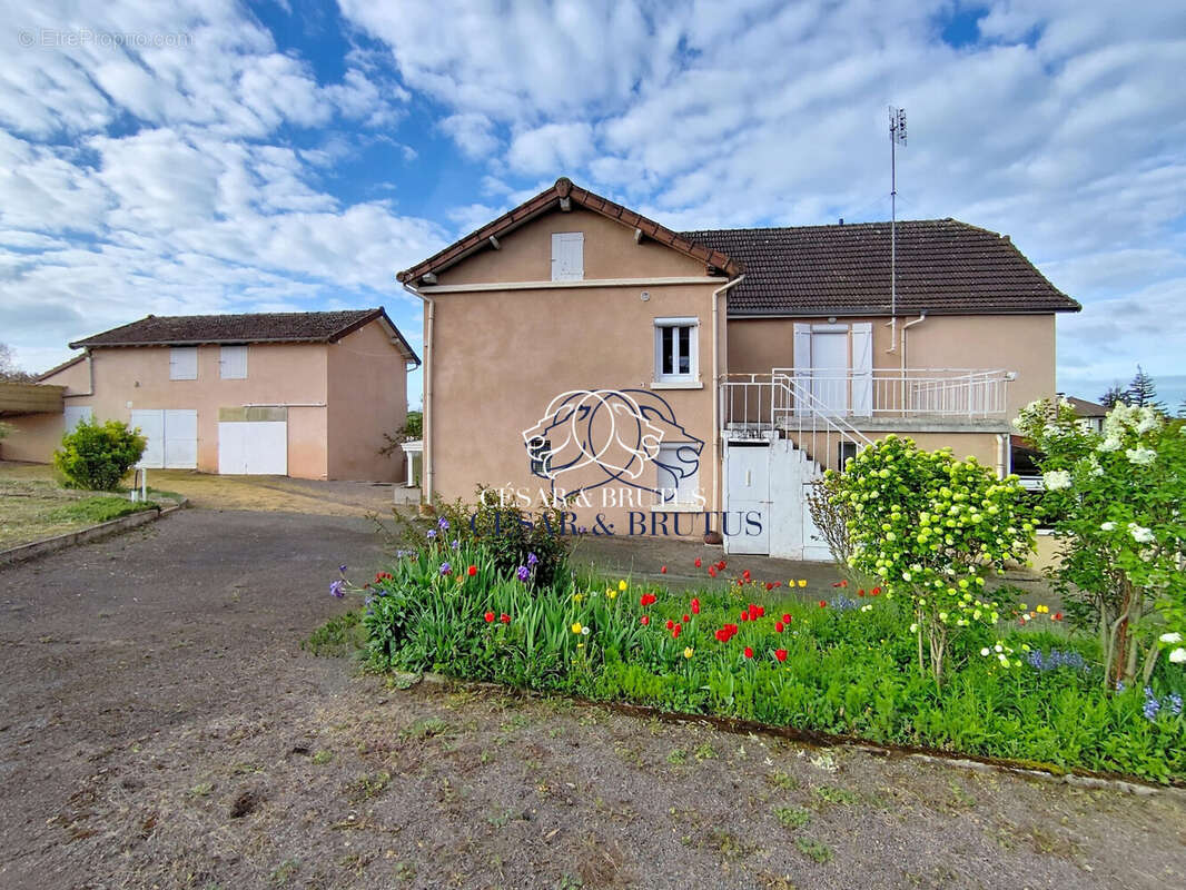 Maison 199 m² à Marcigny  - photo 3