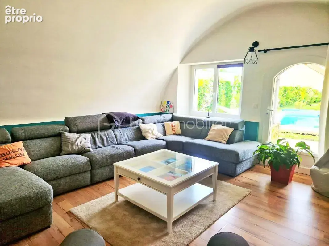 Magnifique longère rénovée avec jardin et piscine ! - photo 5
