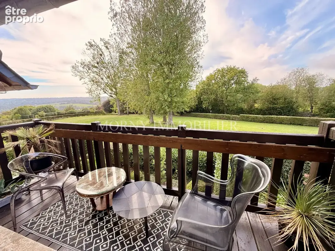 Photo Appartement à Saint-Arnoult au prix de 245 000€