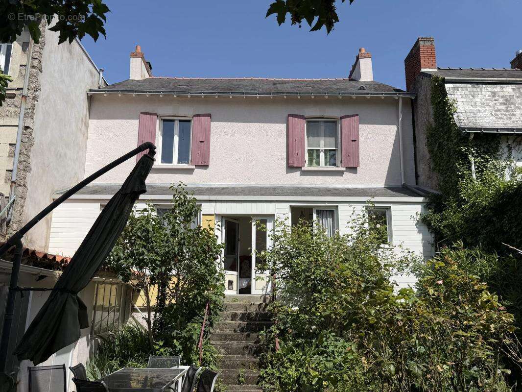 Mauves sur loire - maison de caractère 154 M2 viager occupé - photo 2