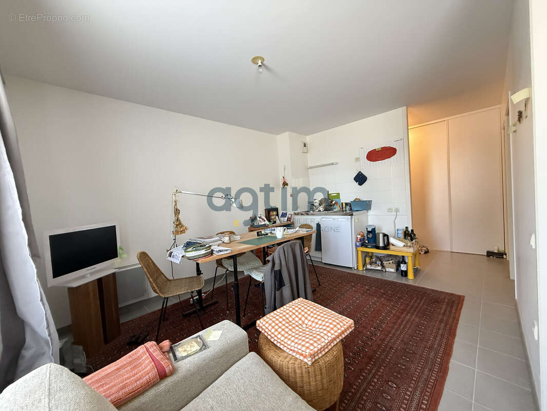 MONTAIGU CENTRE   Studio idéal investissement ou premier achat ! - photo 3