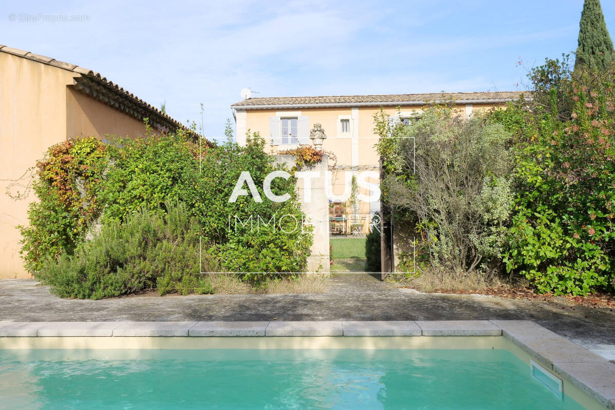 Maison à EYGALIERES