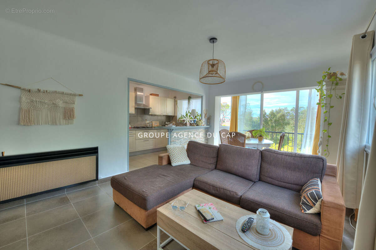Appartement à SAINT-RAPHAEL