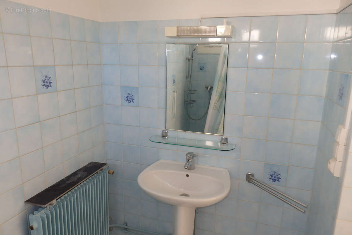 Maison à SAINTE-BAZEILLE