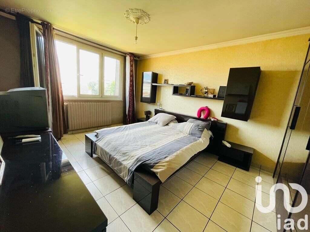 Photo 9 - Maison à PIERREFITTE-SUR-SEINE