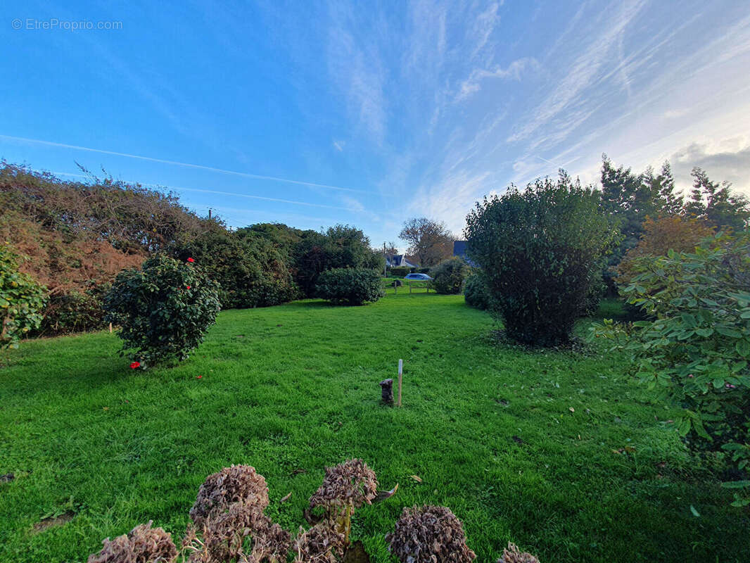 Terrain à FOUESNANT