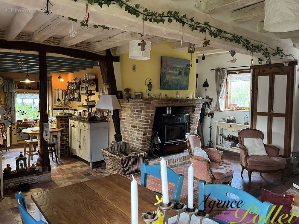 Maison à AUBIGNY-SUR-NERE