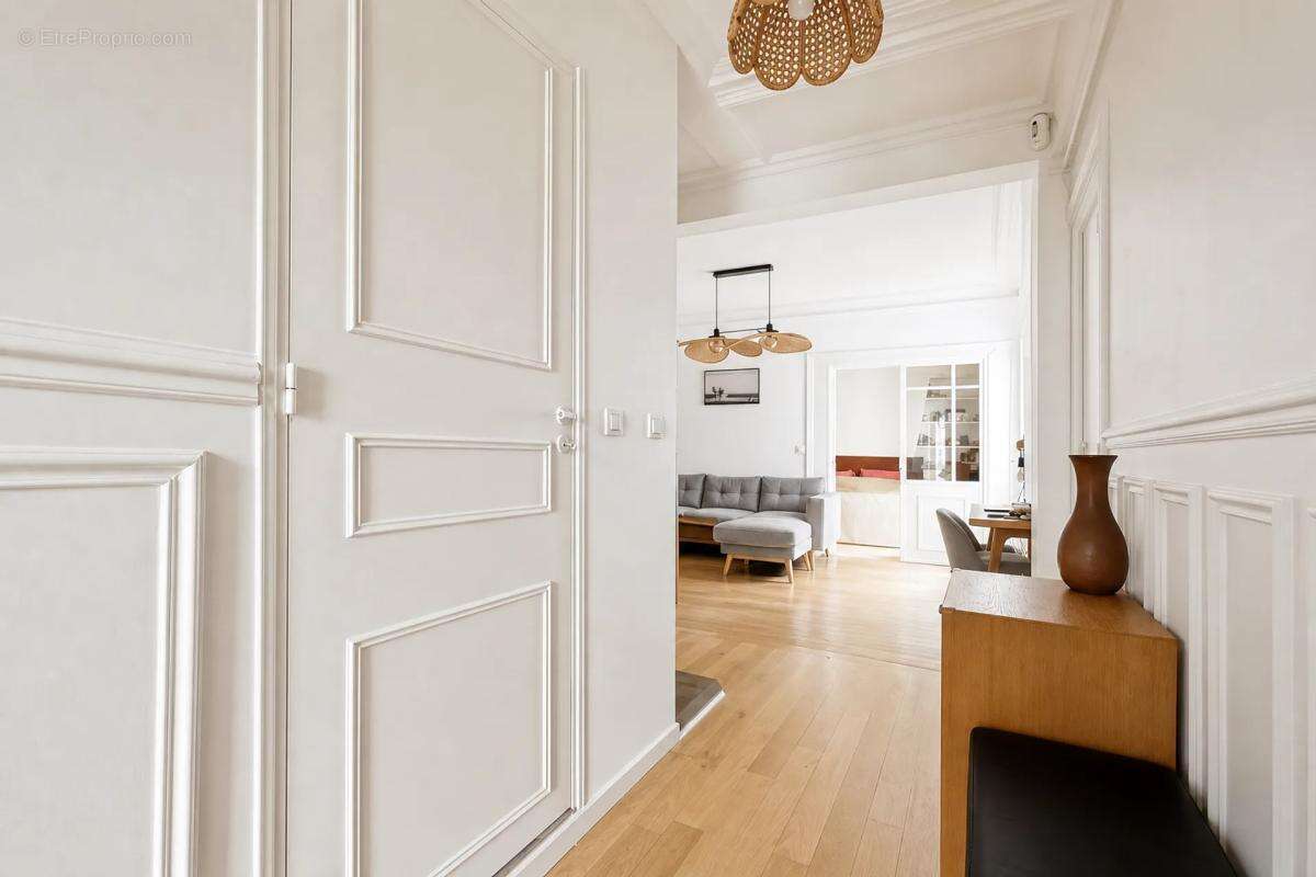 Appartement à PARIS-18E