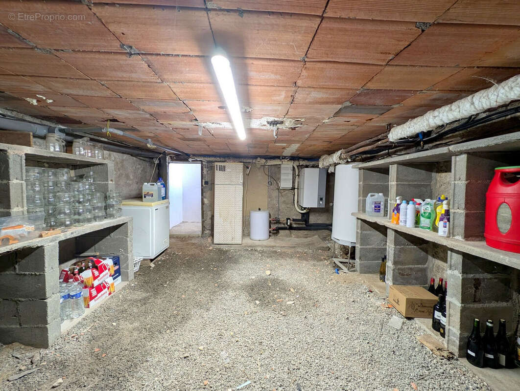 Maison à MONTREUIL-BELLAY