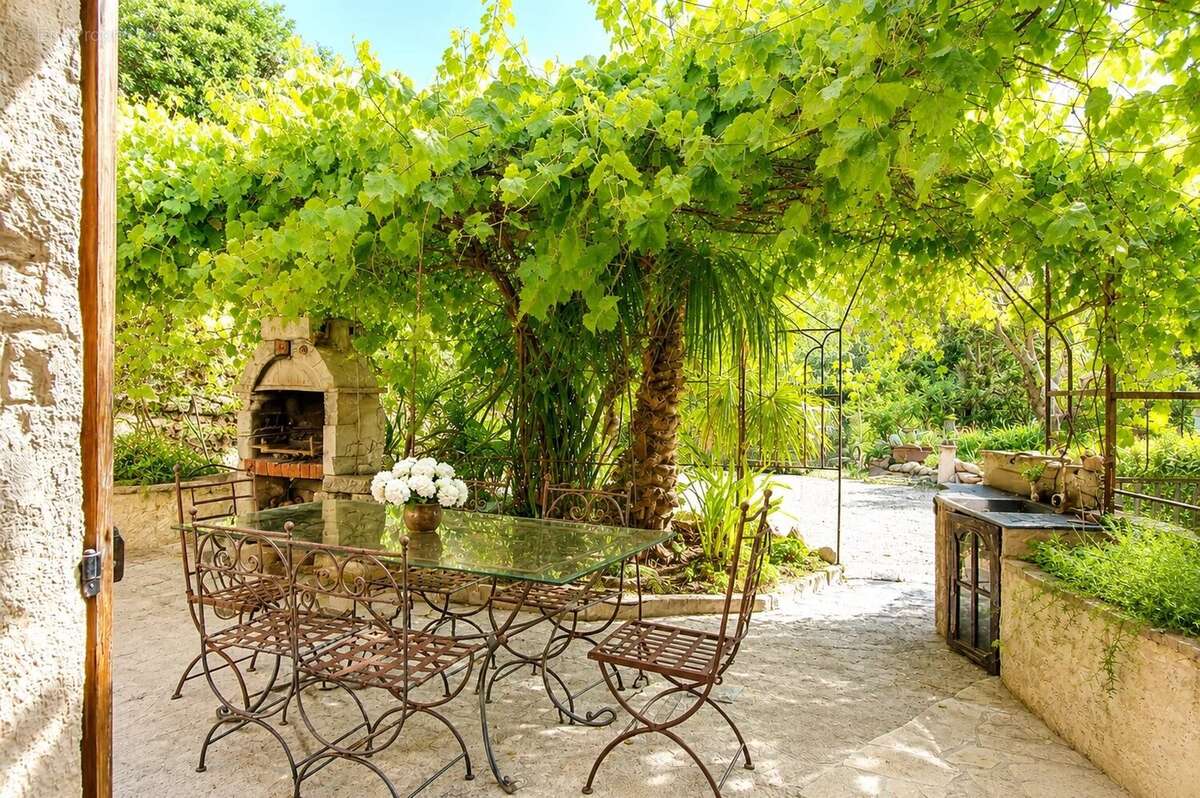 Maison à SAINT-MARTIN-DU-VAR