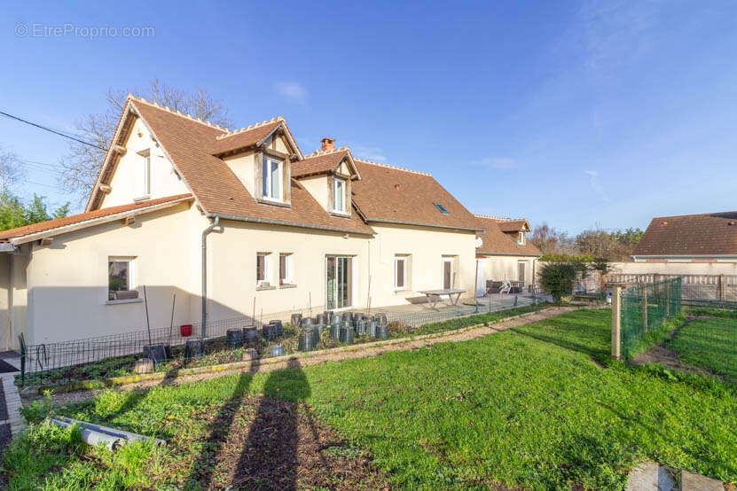 Maison Langon Sur Cher 7 pièces 196 m2 - photo 3