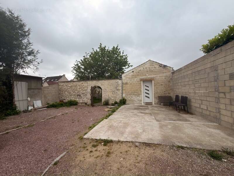 Maison à MONTATAIRE
