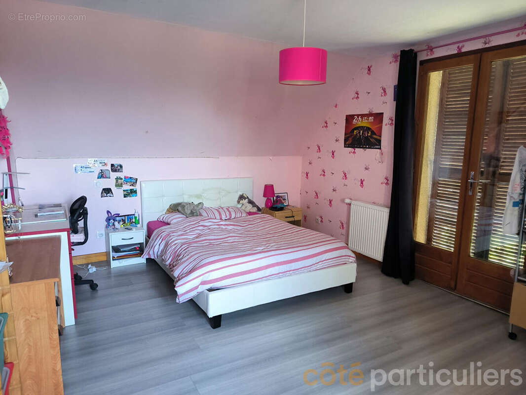 Maison à CHATEAUNEUF-SUR-CHER