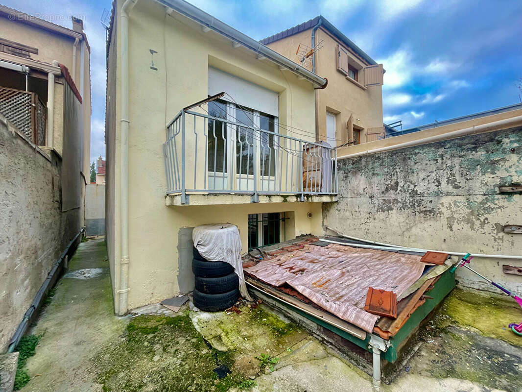 Maison à COLOMBES