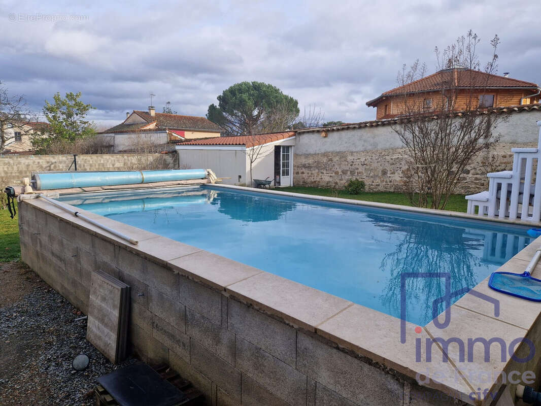 Maison à MONTBRISON