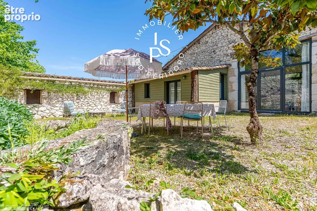 Maison en pierre avec Gîte sur 6 hectares, Villeréal - photo 17