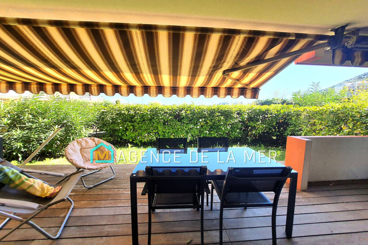 Appartement à MANDELIEU-LA-NAPOULE