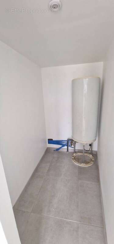 Appartement à ROQUEBRUNE-SUR-ARGENS