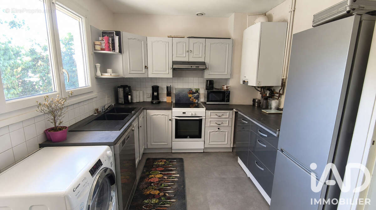 Maison 107 m² à Chateauroux  - photo 2