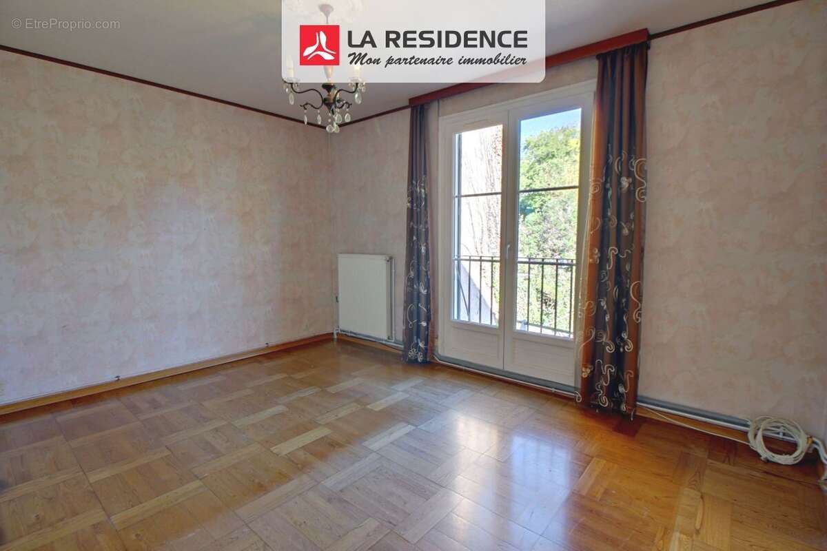 Maison à MANTES-LA-VILLE