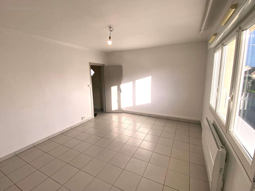 Maison à COURVILLE-SUR-EURE