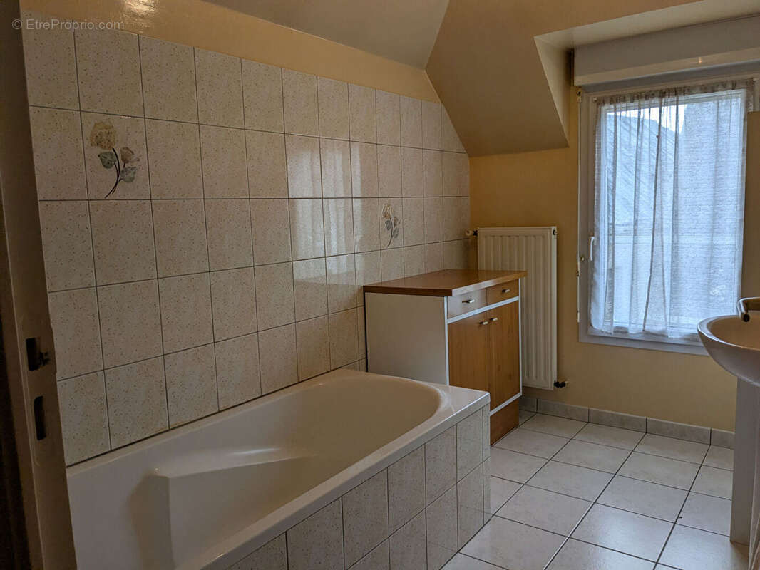 Appartement à MALESTROIT