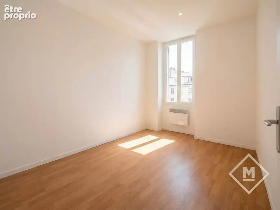 Vend bel appartement type 3 de 50m2 lumineux rue Barbaroux marseille 13001 - photo 2