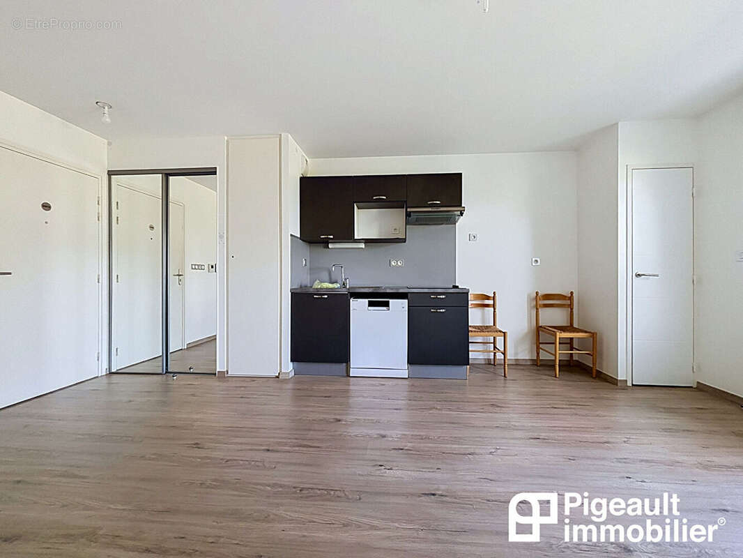 Appartement T3 à vendre - Saint Grégoire - Parking sécurisé - Cave - photo 9