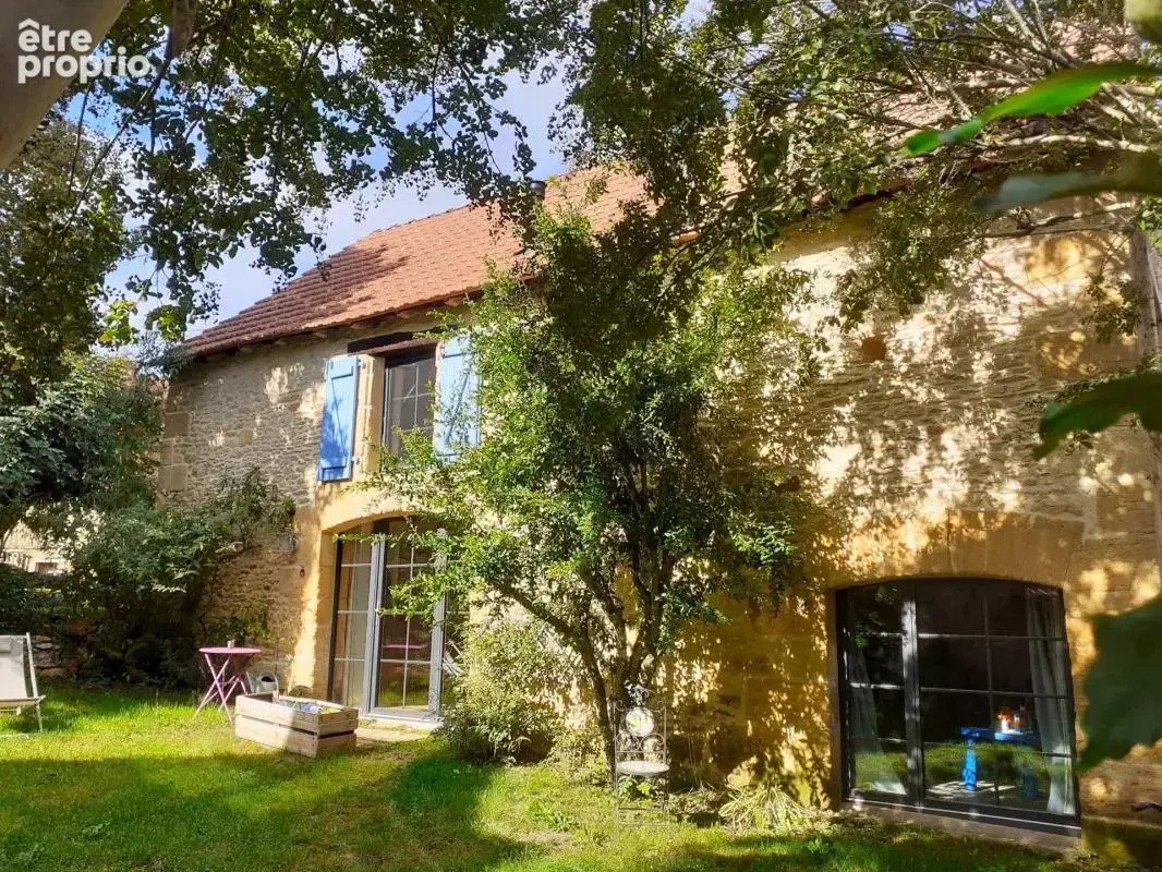 Maison à SAINT-CYPRIEN