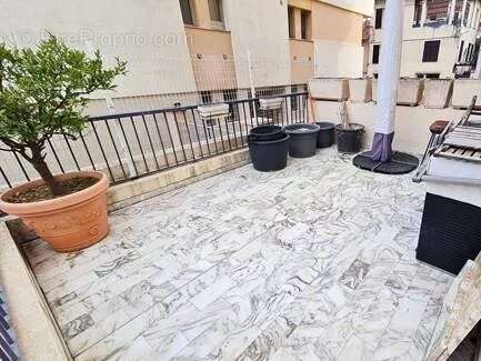 Appartement à LE CANNET