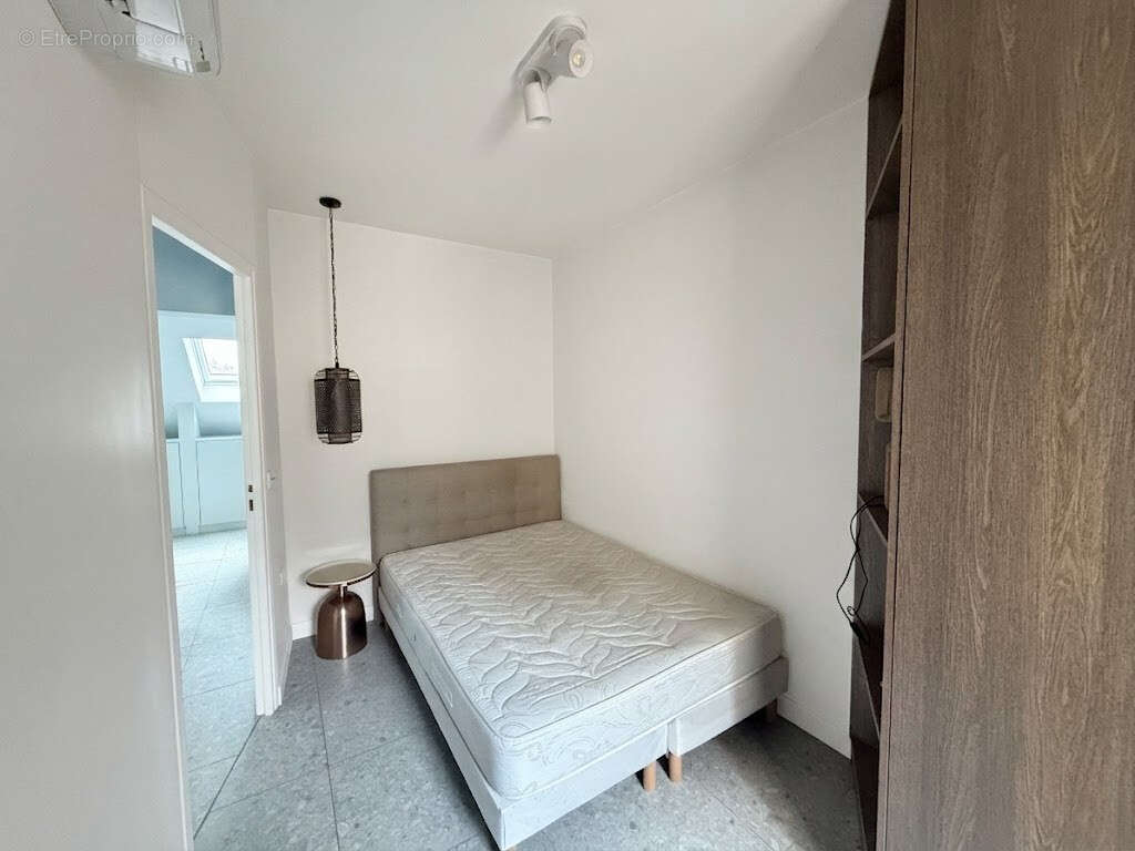 Appartement à PARIS-10E