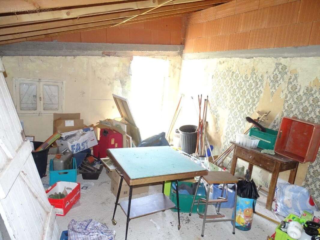 Maison à LA SALVETAT-SAINT-GILLES