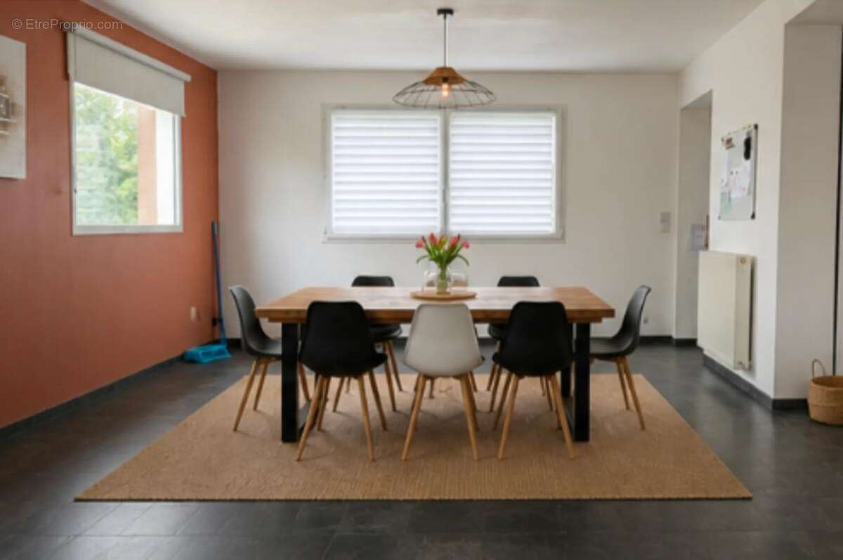 Maison lumineuse 7 pièces à Domagné - photo 3