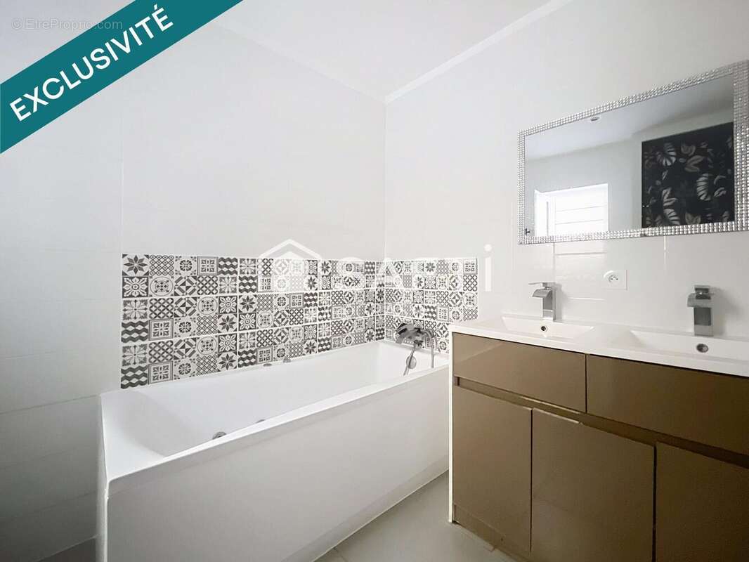 Photo 8 - Maison à VILLENEUVE-LES-BEZIERS