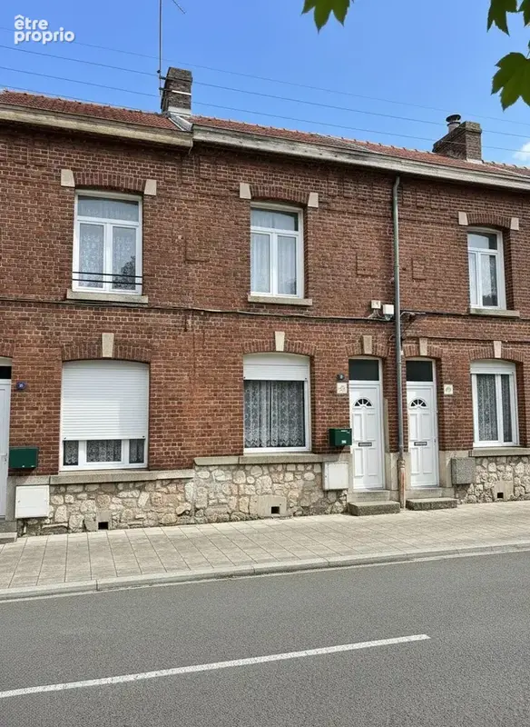 Maison à AULNOYE-AYMERIES