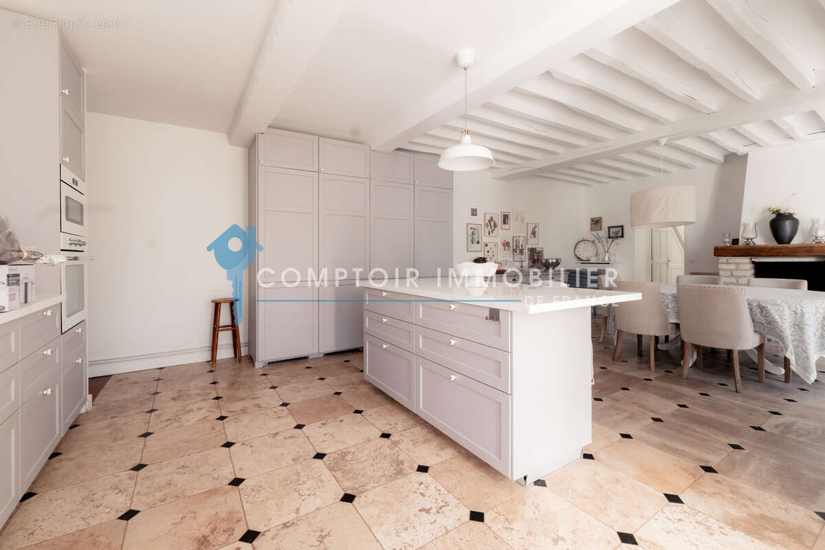 A vendre Dpt Eure (27) entre Anet et Pacy sur Eure maison 210 m2 avec piscine sur terrain de 2 787 m2 - photo 16