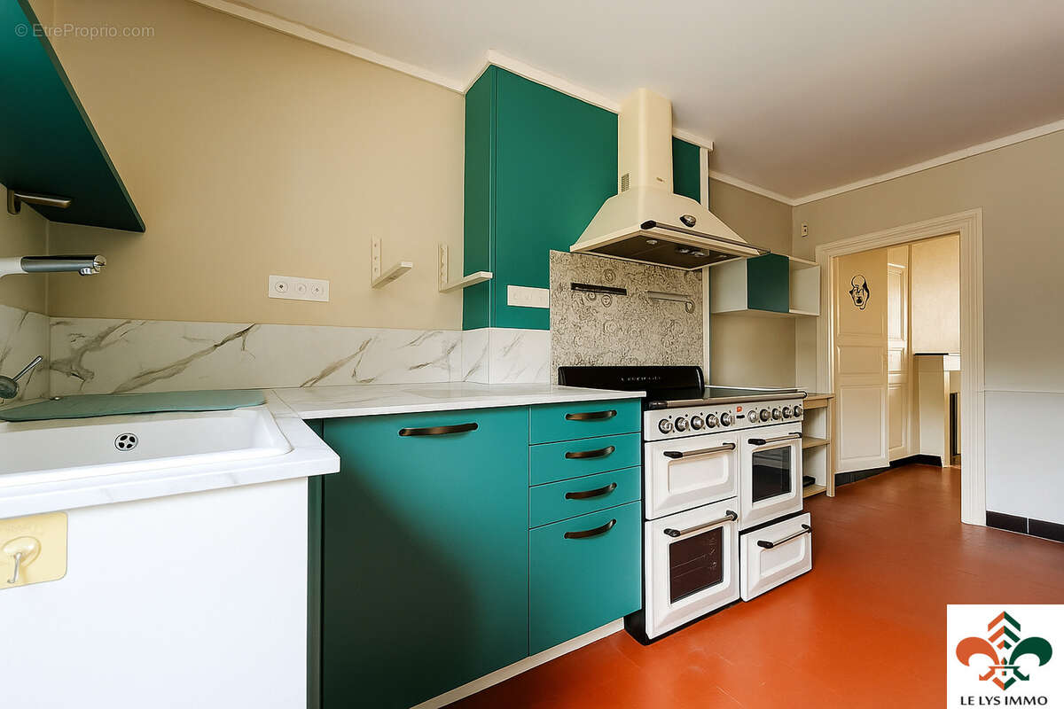 Maison à VILLESENEUX