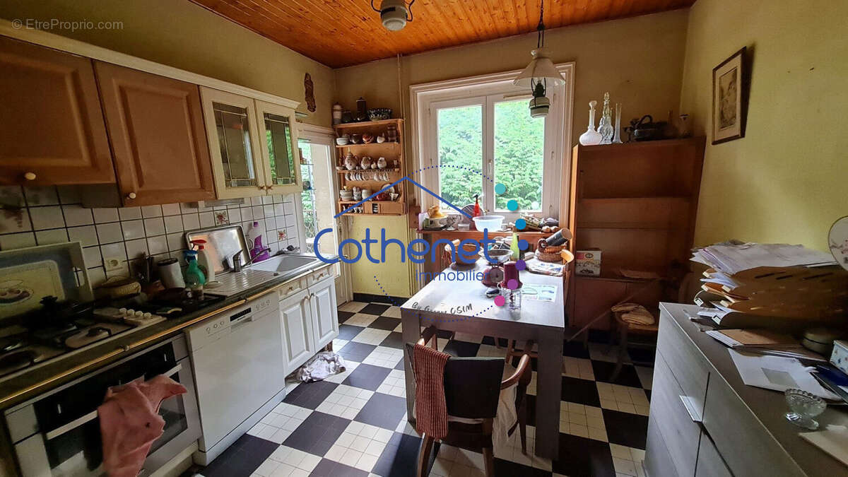 Maison 195 m² à Le Cergne  - photo 6