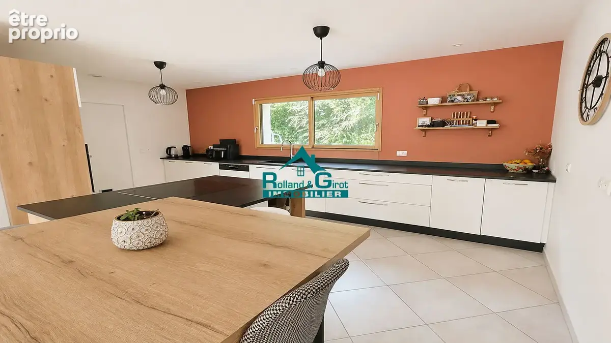 Maison La Bouexiere 5 pièce(s) 185.73 m2 - photo 5