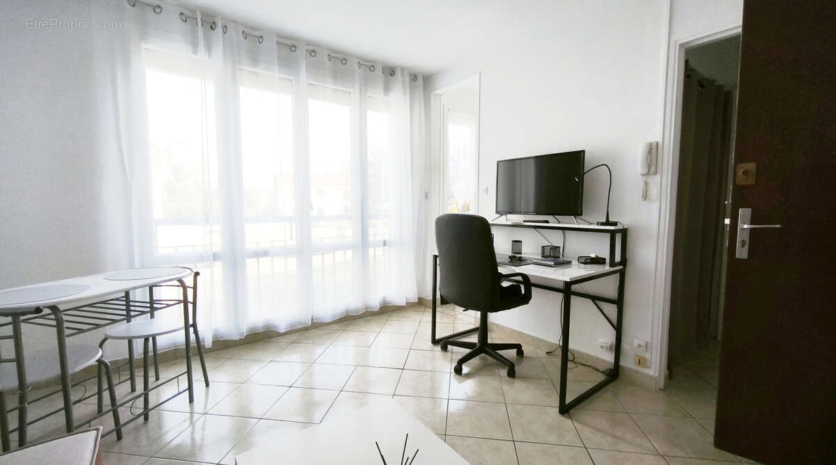 Appartement à SAINT-ANDRE-LES-VERGERS