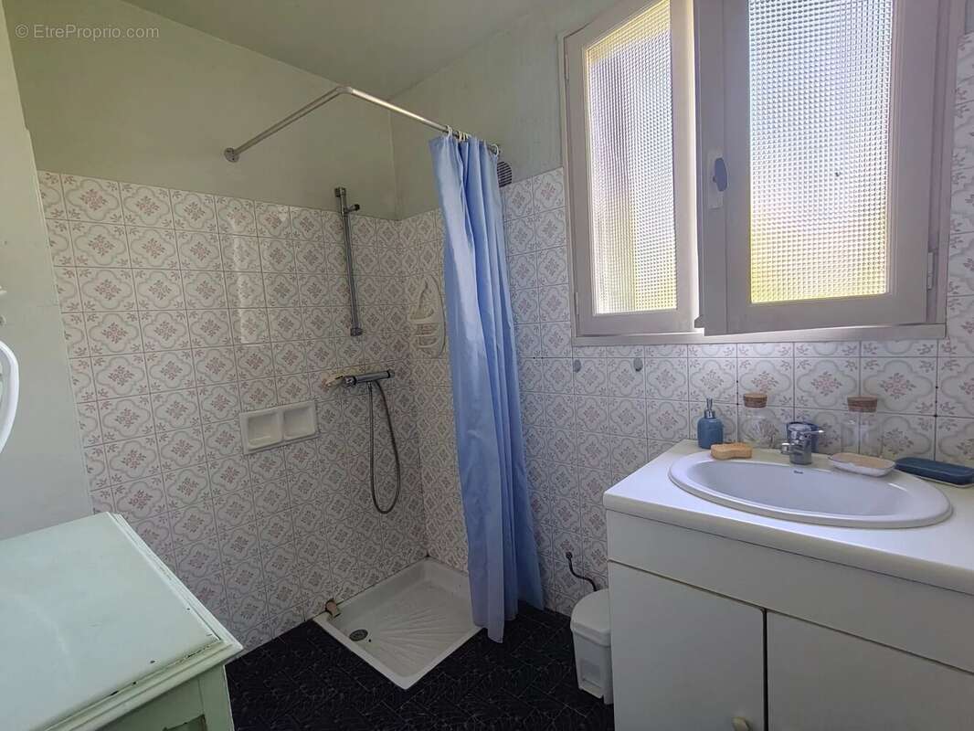 Maison à BUSSEROLLES