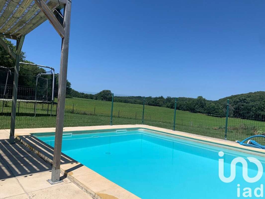 Photo 2 - Maison à SAINT-CYPRIEN